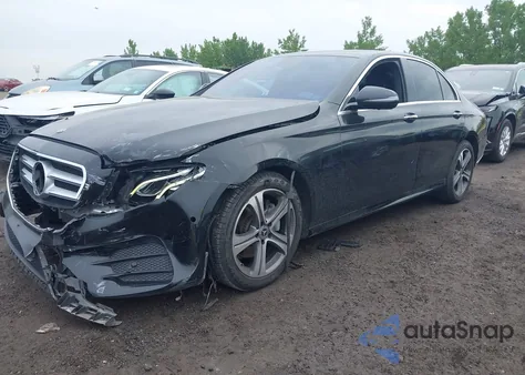 2019 Mercedes-Benz E 300 4Matic из США, поврежденный, VIN WDDZF4KB6KA625307